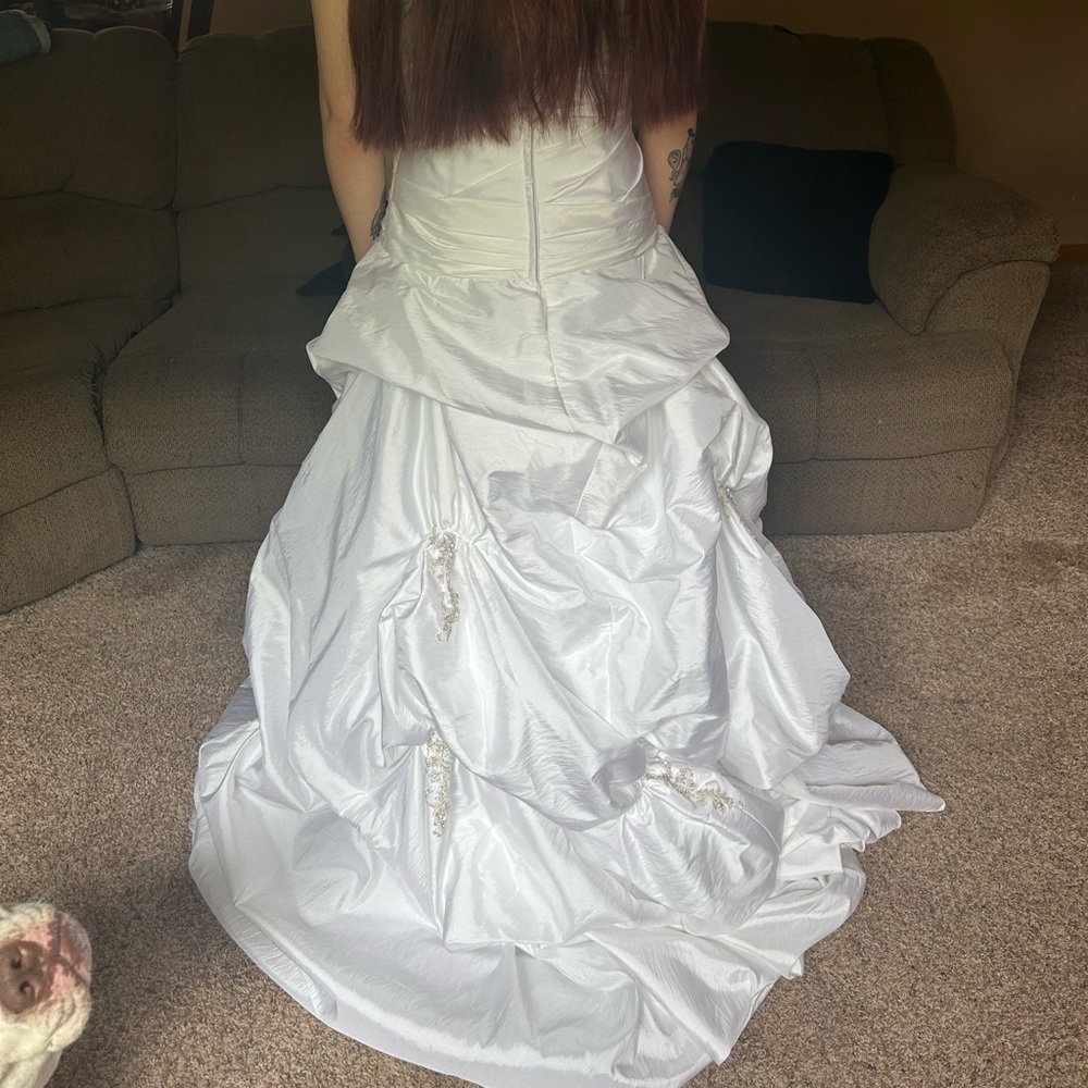 Wedding dress